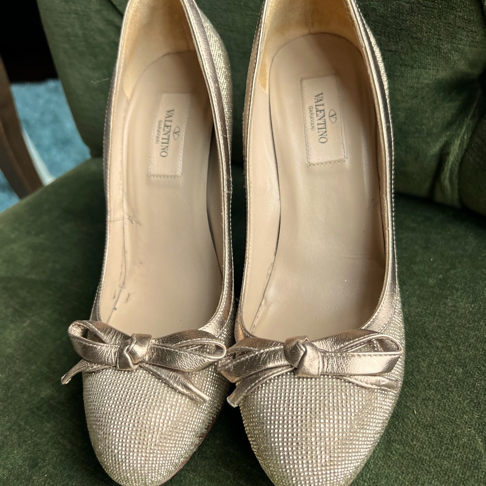 Valentino Garavani gold to warm rose gold pumps - Picture 4 of 6